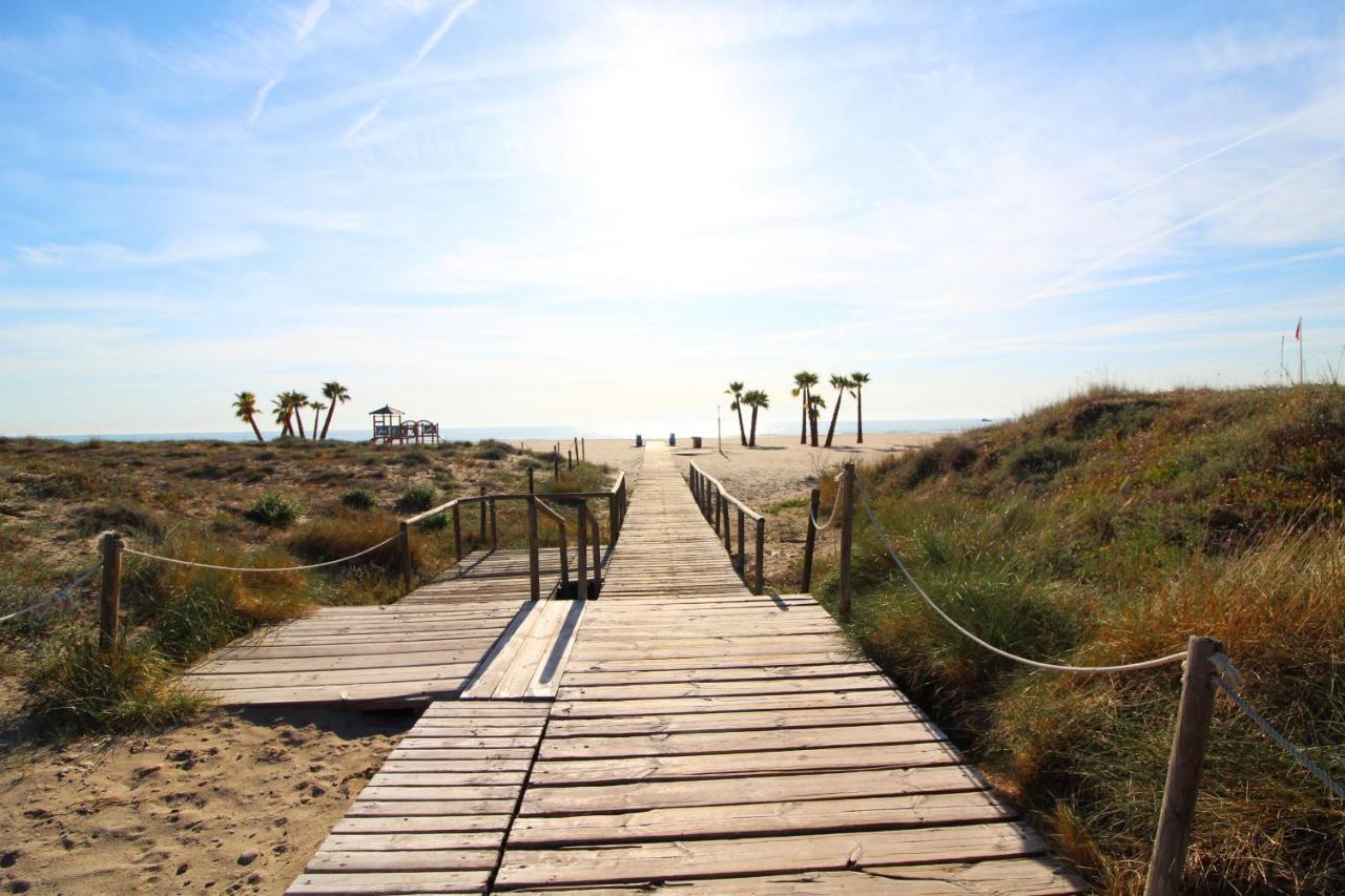 Global Properties, Apartamento Cerca Del Mar En Canet كانيت ذي بيرينغير المظهر الخارجي الصورة