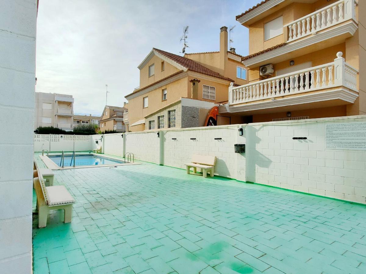 Global Properties, Apartamento Cerca Del Mar En Canet كانيت ذي بيرينغير المظهر الخارجي الصورة